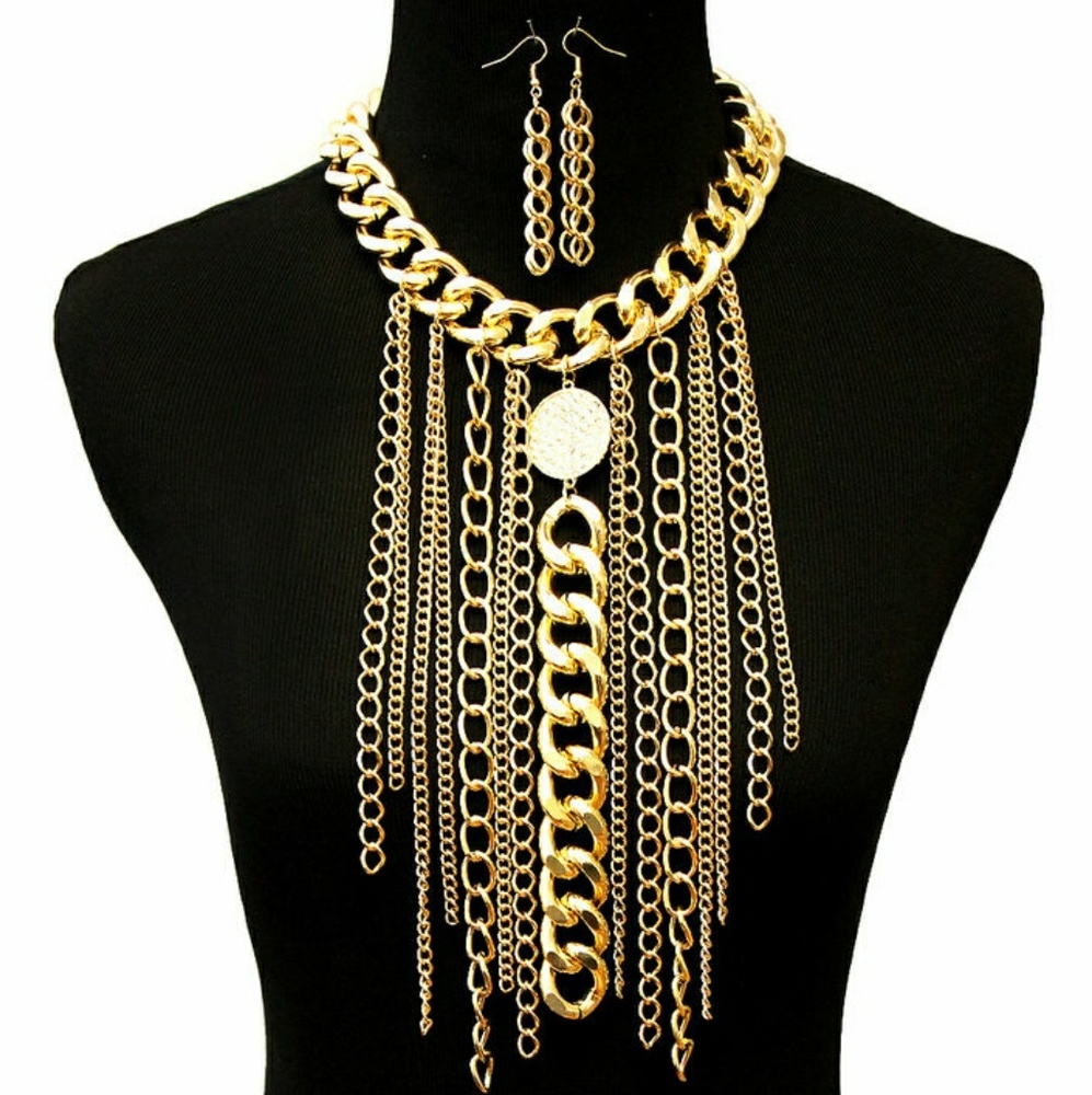 Good Jeweled Link Statement Necklace Set
